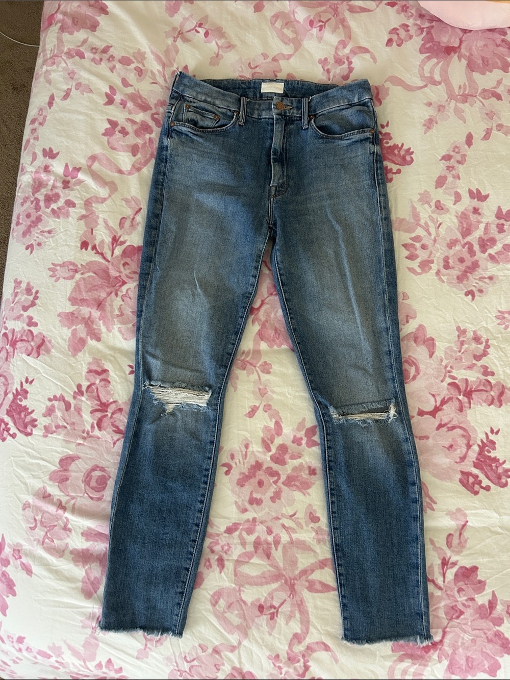 MOTHER high waisted looker ankle fray